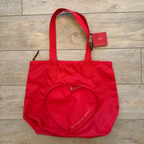 Victoria's Secret Red Heart Packable Tote Bag, a limited edition release NEW - Picture 5 of 10